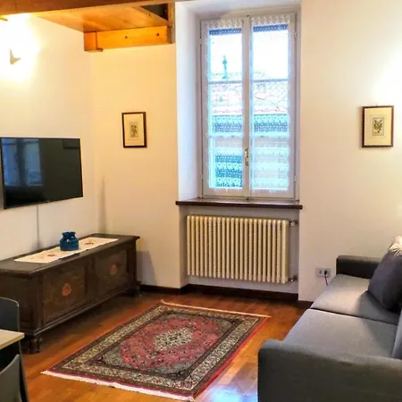 Casa vacanze Downtown - Historic Centre By Villavistalago *